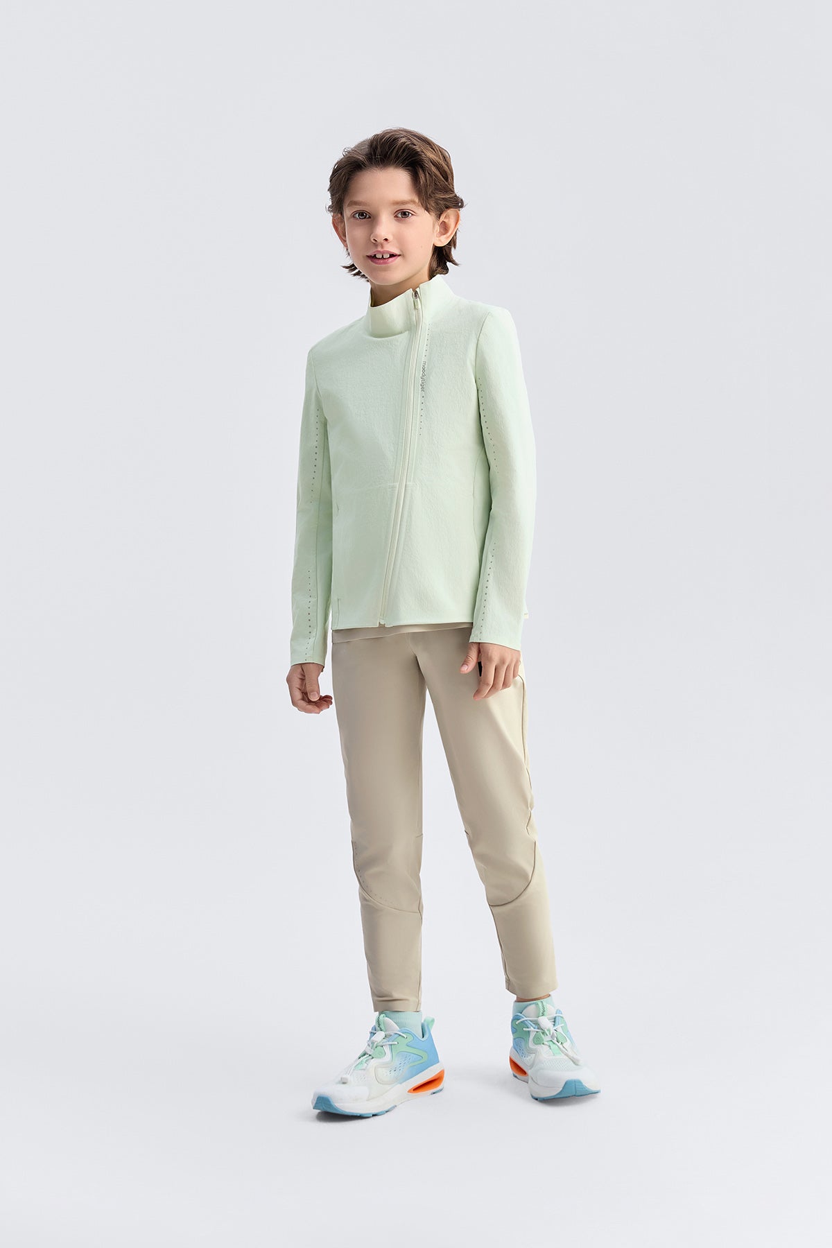 **Pale Mint**