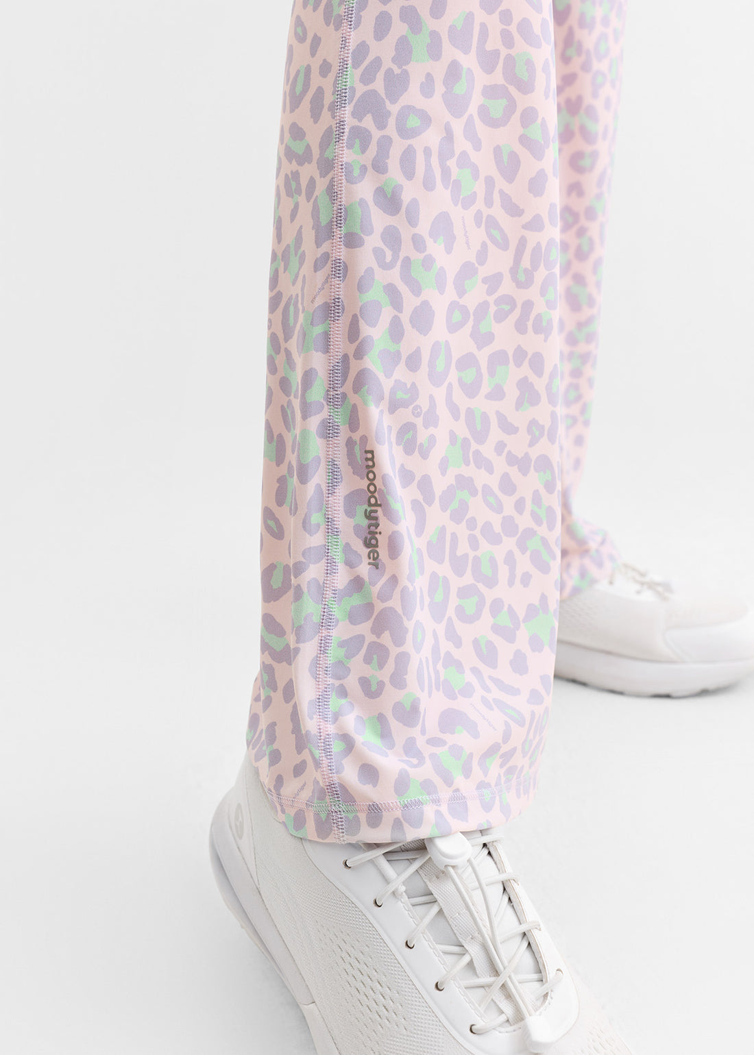 **Leopard Print Pink Purple**