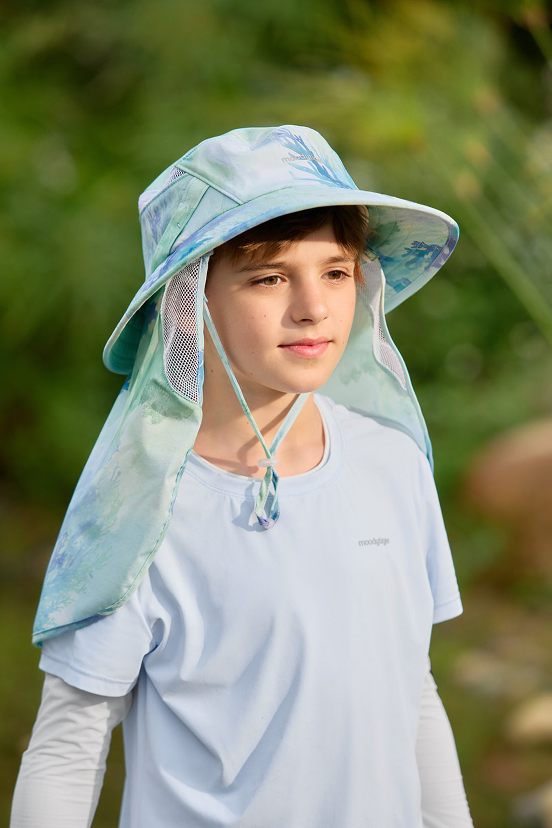 **Bloom Coral Blue**