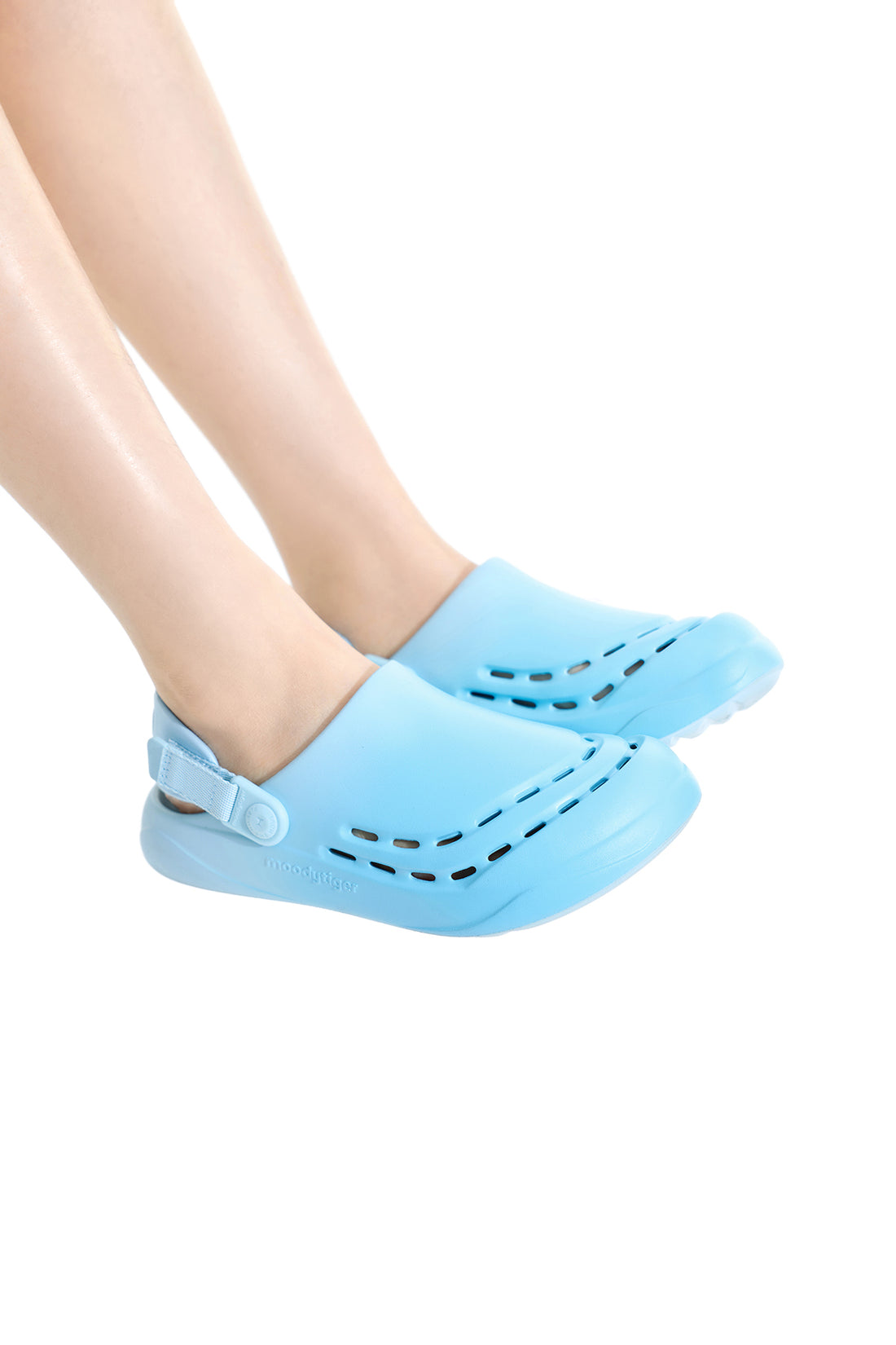 **Harizon Blue/Cirrus Blue**