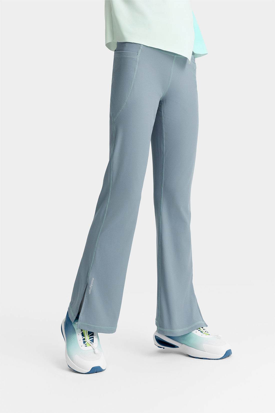 **Star Grey**