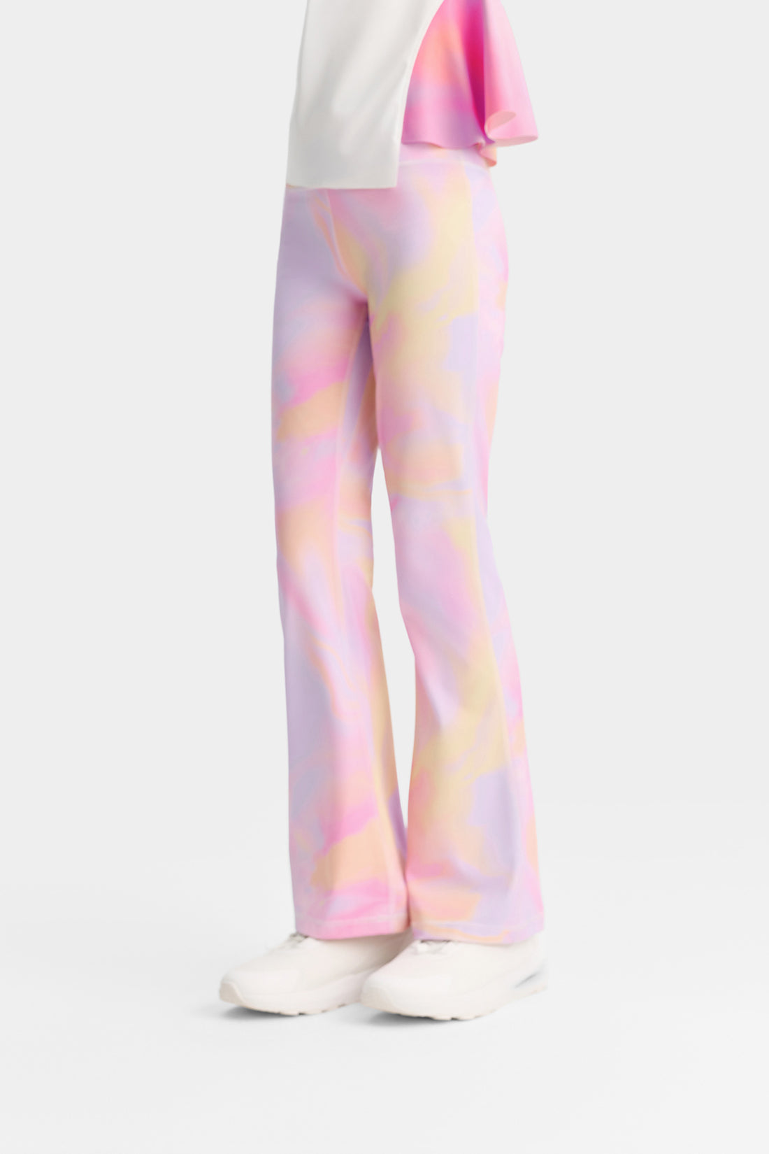**Fantasy Lake Pink**
