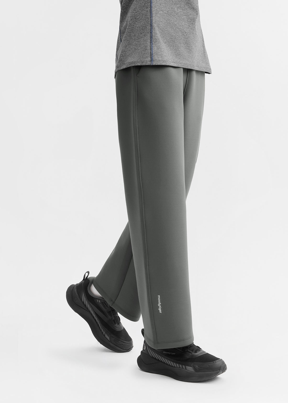 **Space Gray**