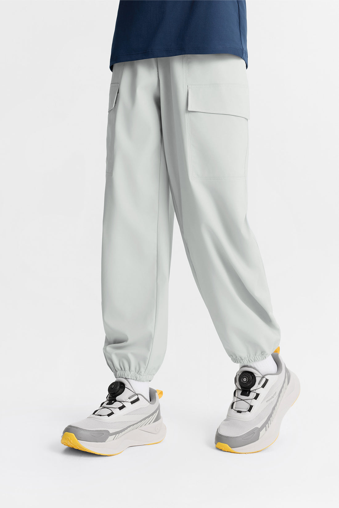 **Moon Grey**