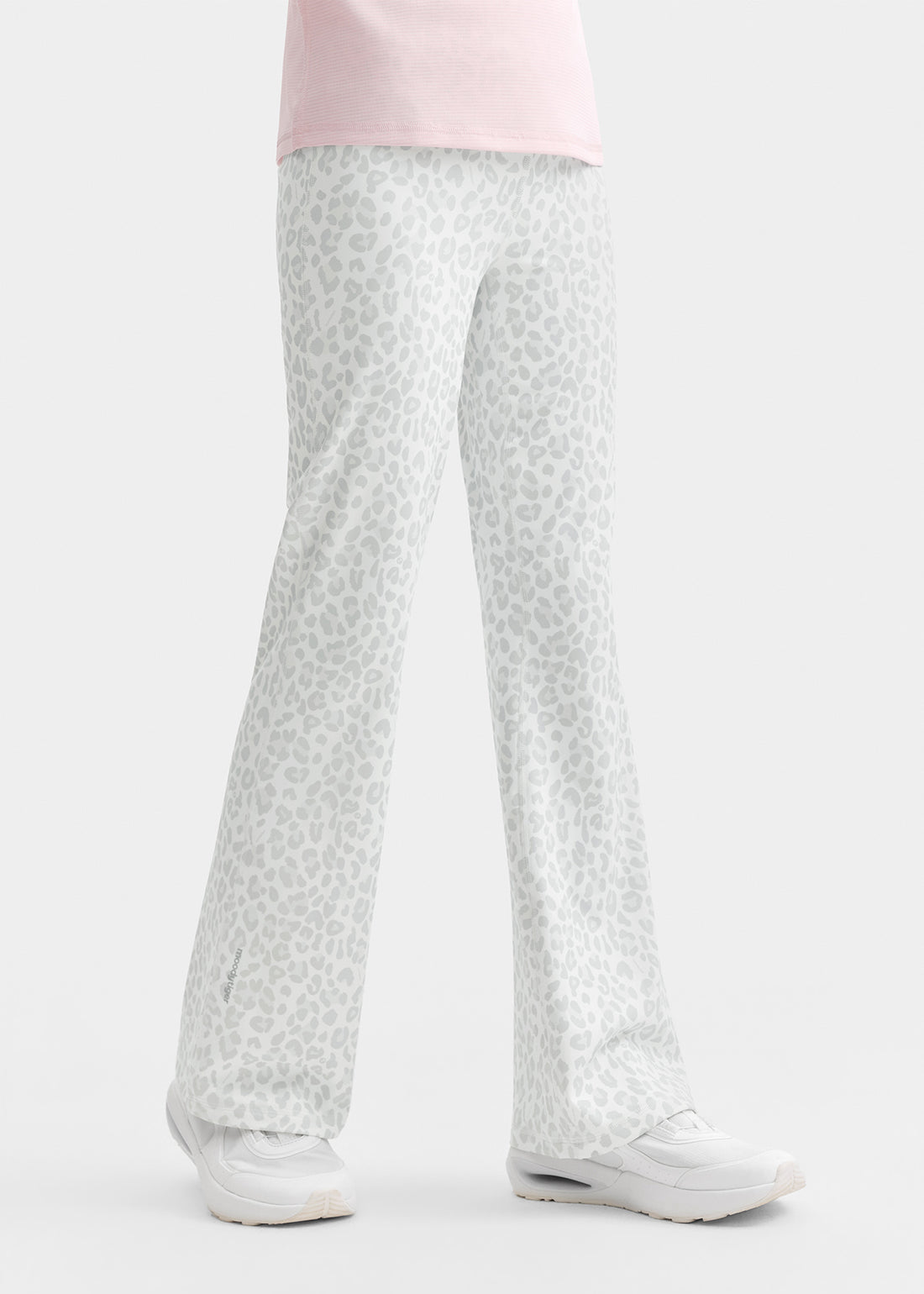 **Leopard Print White**