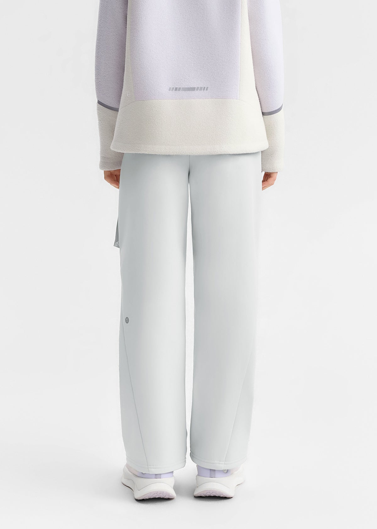 **Moon Grey**