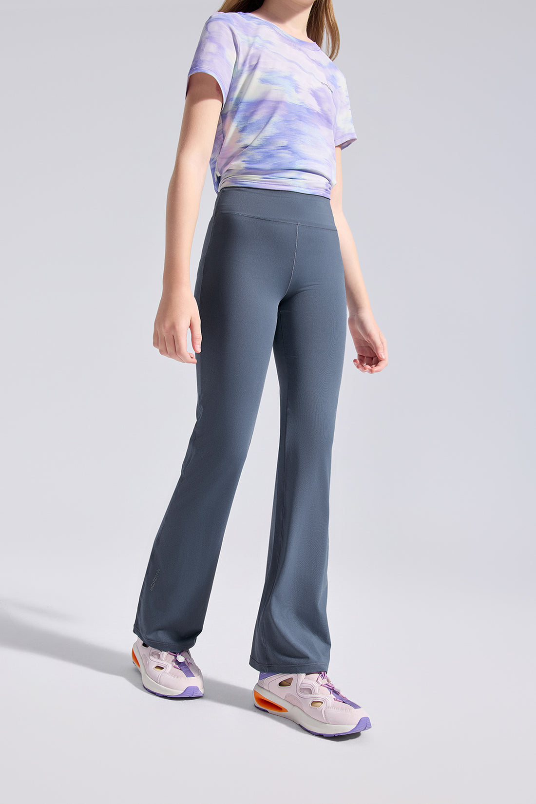 Cloudie Air Bootcut Leggings **China Blue**