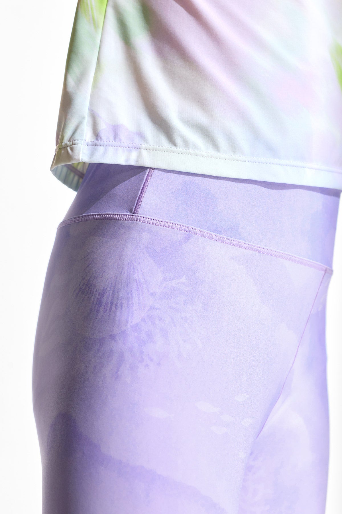 Cloudie Air Printed Leggings **Coral Realm Purple**