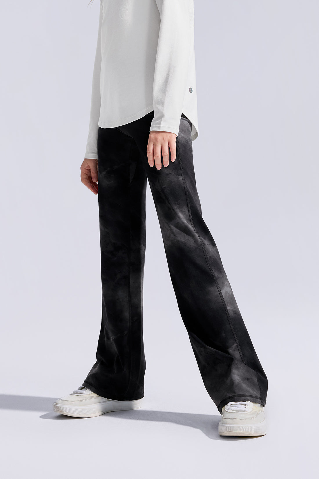 Cloudie Essential Printed Bootcut Leggings **Variegated Black**