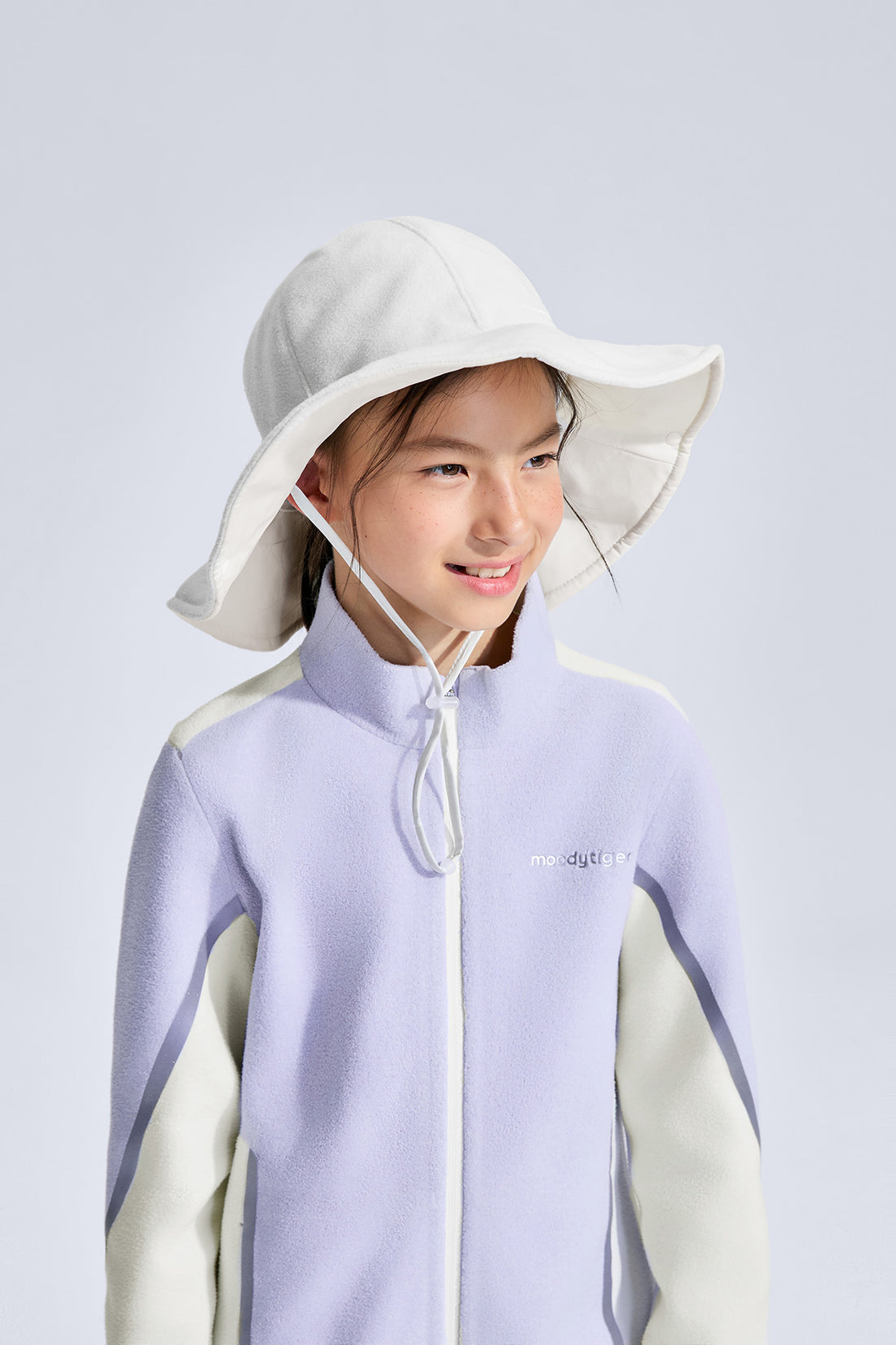 Protective Hat **Blanc de Blanc**