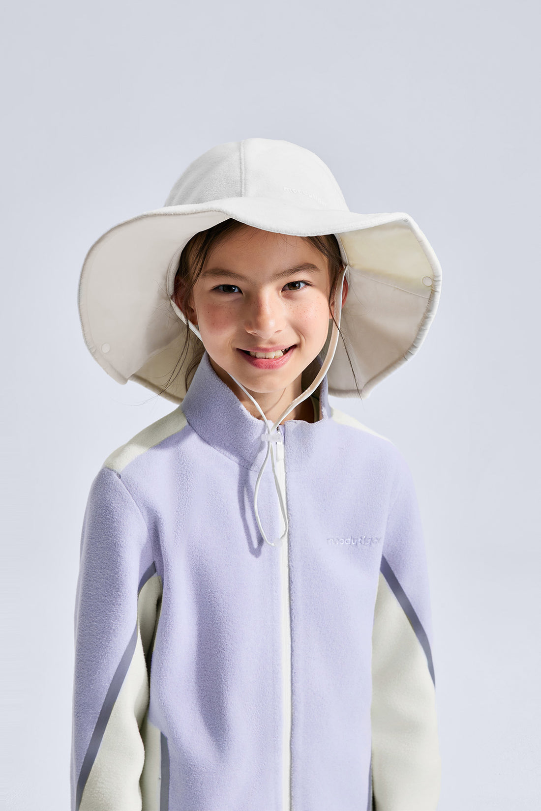 Protective Hat **Blanc de Blanc**