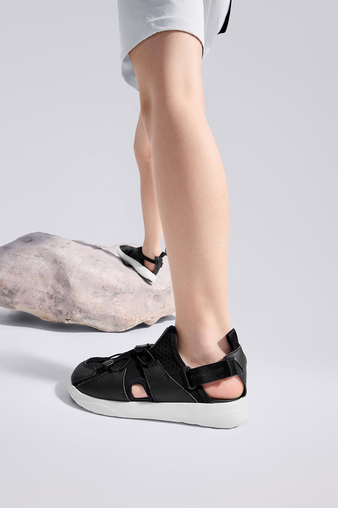 SECEDA Q 2.21 **Charcoal Black**