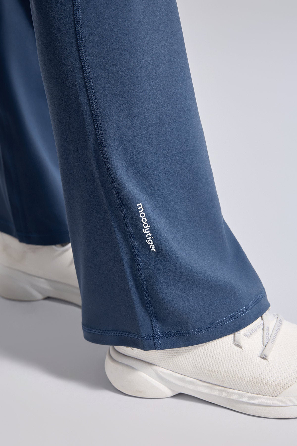 Sophia Bootcut Legging **Blue Wing Teal**
