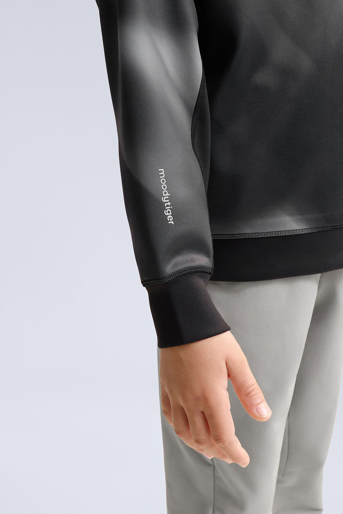 Sport Pullover **Warm Wind Gray**