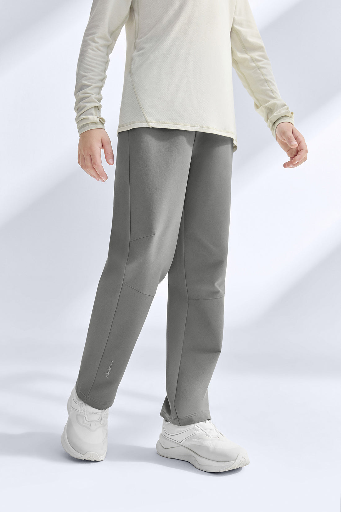 Woven Pants **Quiet Grey**